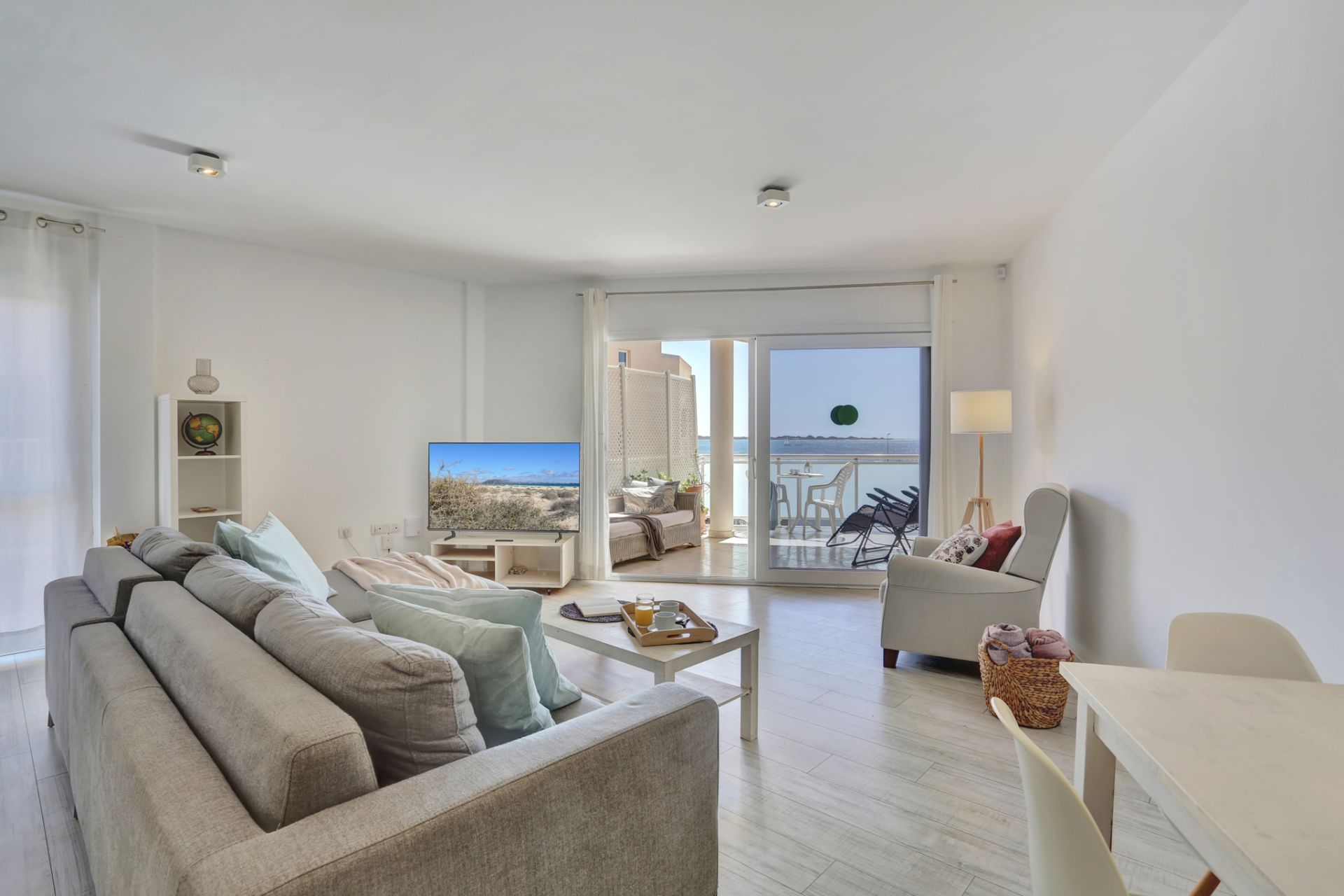 Casa Milou, mar y cielo