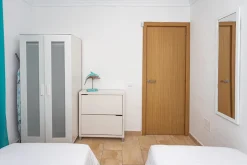 Casa Marta - Baño - Dormitorio - dos camas individuales